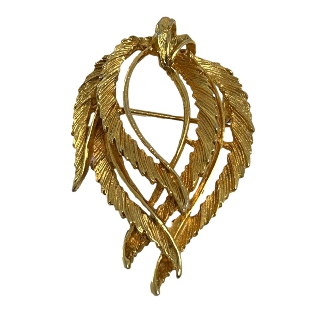 Coro Brooch Gold Tone Leaf Design Signed